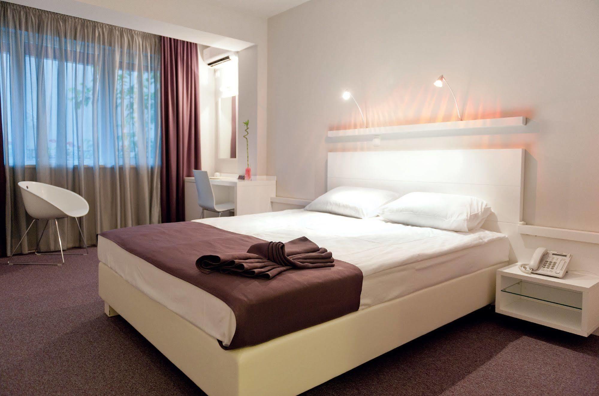 Leonardo Hotel สโกเปีย ภายนอก รูปภาพ
