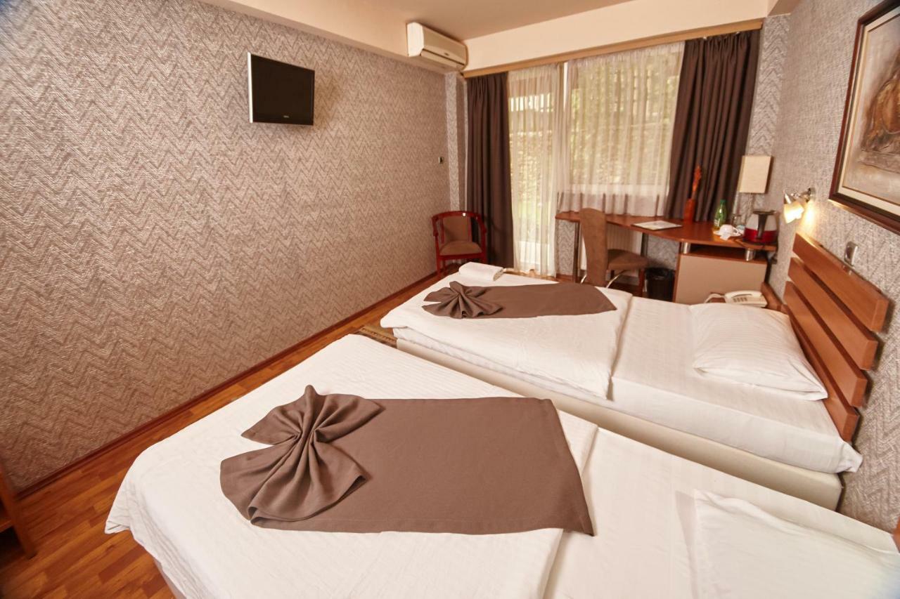 Leonardo Hotel สโกเปีย ภายนอก รูปภาพ