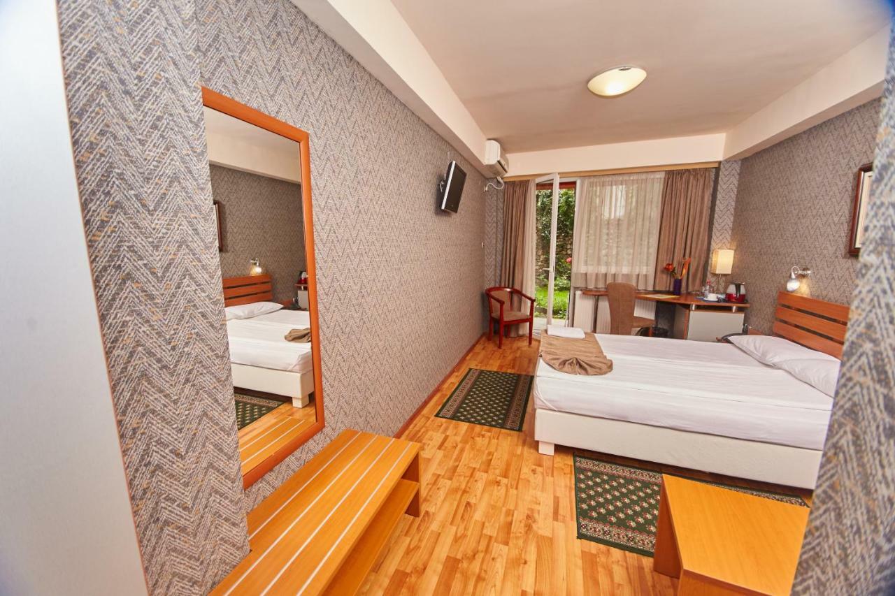 Leonardo Hotel สโกเปีย ภายนอก รูปภาพ