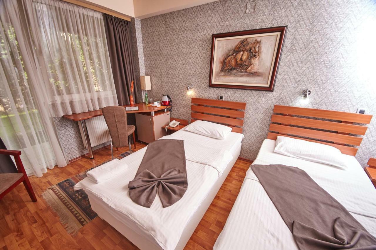 Leonardo Hotel สโกเปีย ภายนอก รูปภาพ